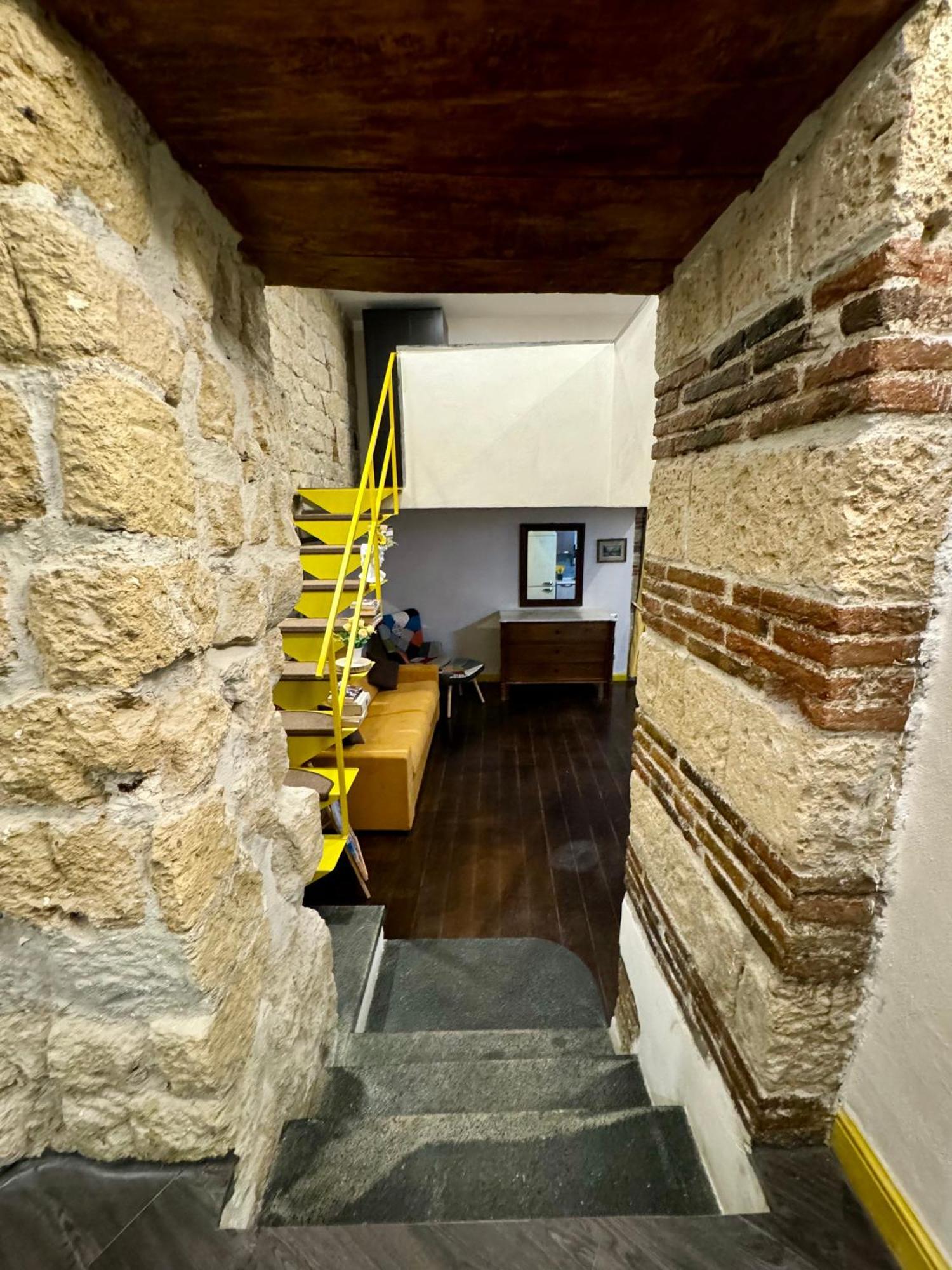 Ferienwohnung Carlito'S House- Un'Intera Casa Al Centro Storico Neapel Exterior foto